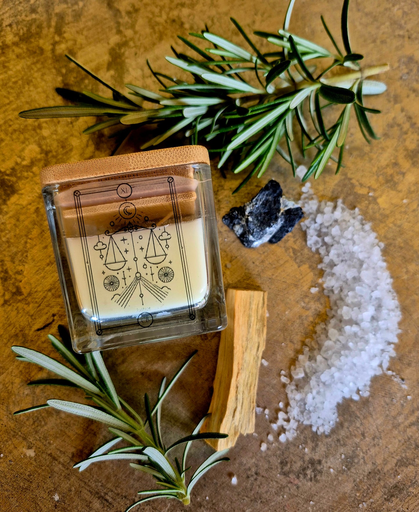 Kit di Purificazione e Protezione Energetica
Liberati dalle energie negative e trova il tuo equilibrio