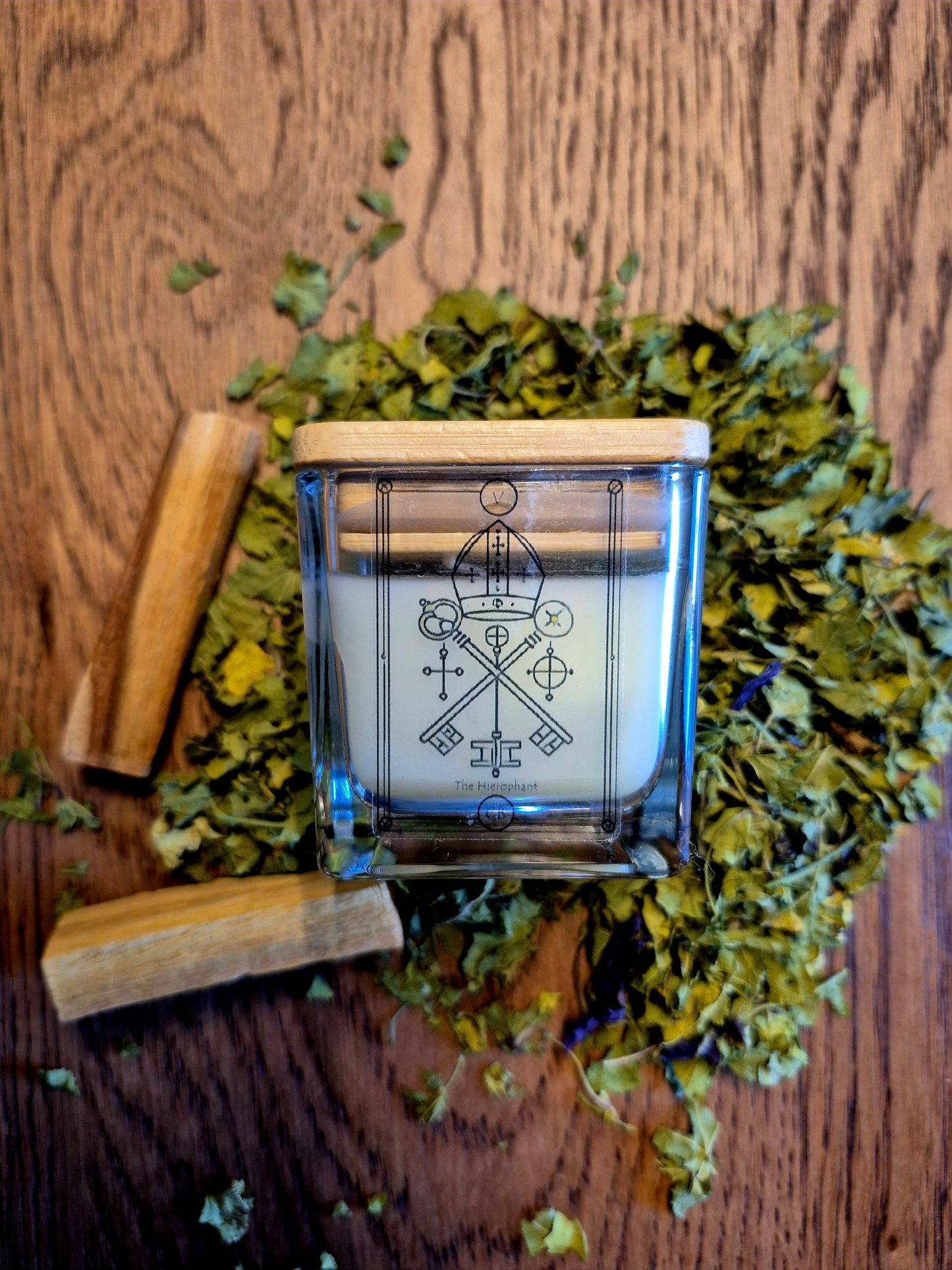 V - Candela del Papa