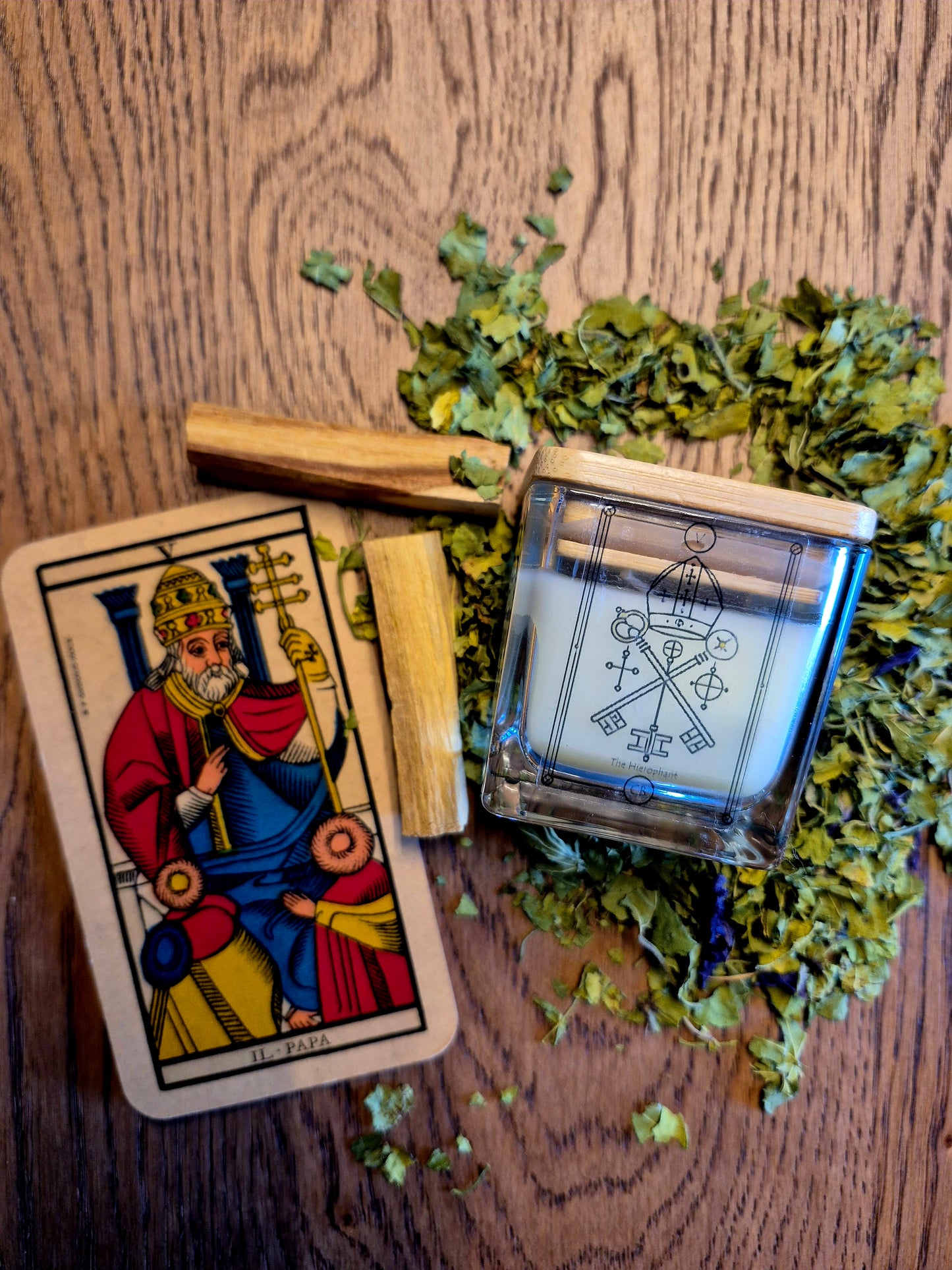 V - Candela del Papa